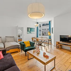 Apartamento Wilhelmshavener 3br In Downdown Moabit, Berlín